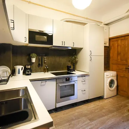Appartement Brancovenian Elegance & Modern Comfort - Stunning 3br Near Cismigiu