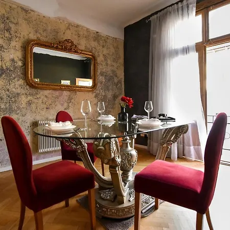 Brancovenian Elegance & Modern Comfort - Stunning 3br Near Cismigiu Bucharest