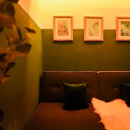 Apartment Brancovenian Elegance & Modern Comfort - Stunning 3br Near Cismigiu