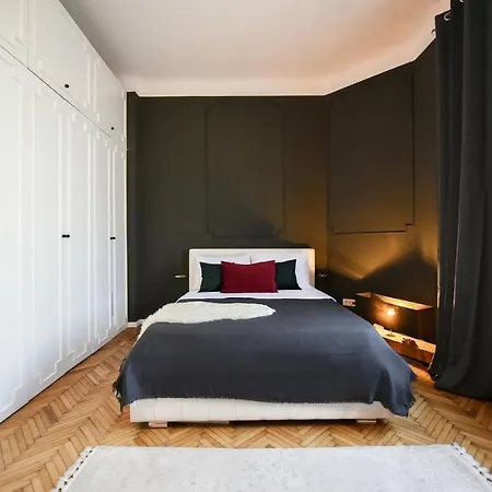 Brancovenian Elegance & Modern Comfort - Stunning 3br Near Cismigiu 公寓 *